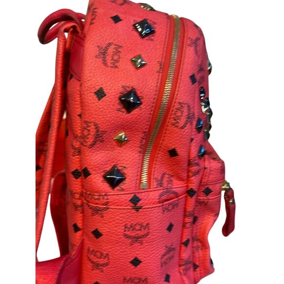 KB068 MCM Limited Edition Red Studded Stark Backpack*Unisex beauty main image 4